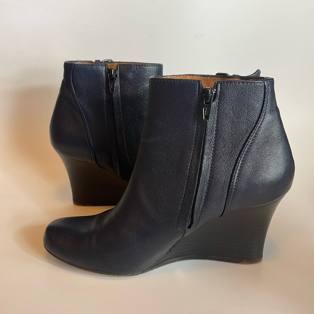 Lanvin navy blue leather ankle wedge boots 3" size 7